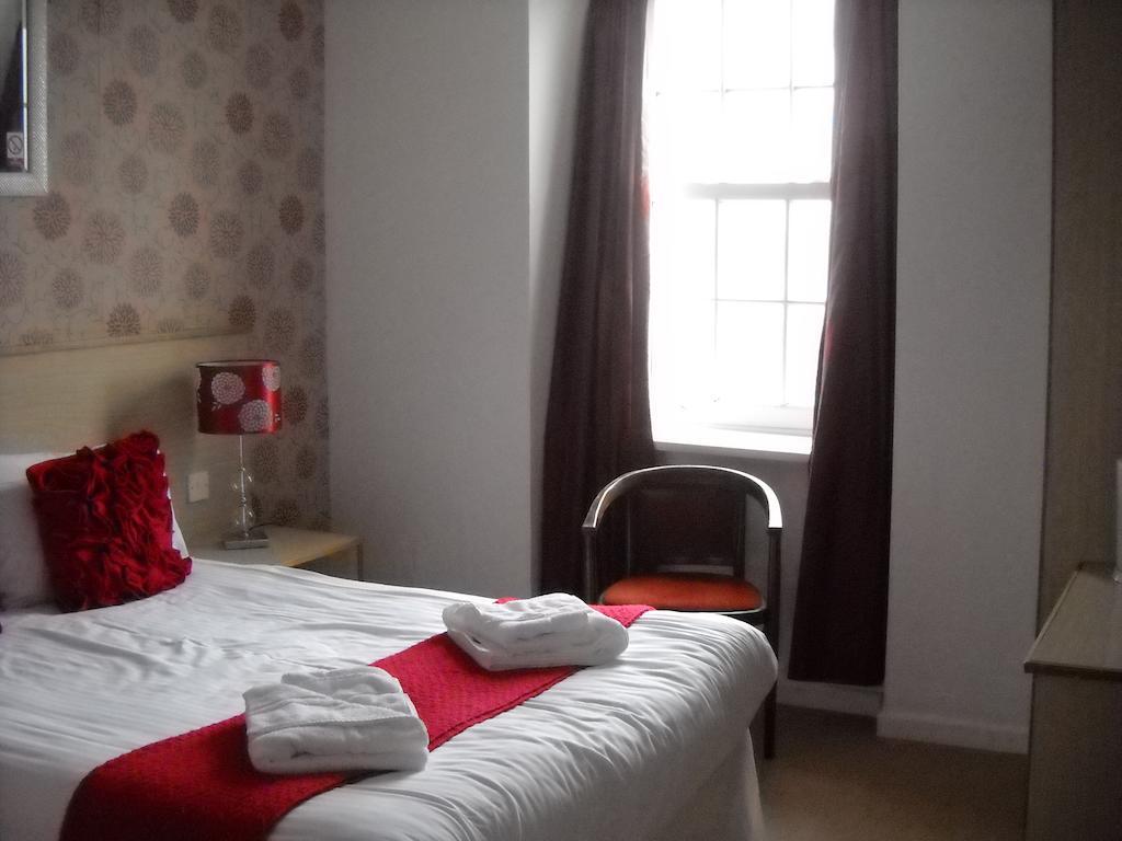 Carbeile Inn Torpoint Quarto foto